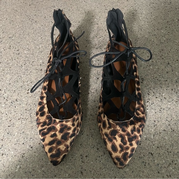 Midnight Velvet Women’s Ballet Cut Out Lace Up Leopard Print Size 11W - Picture 2 of 9